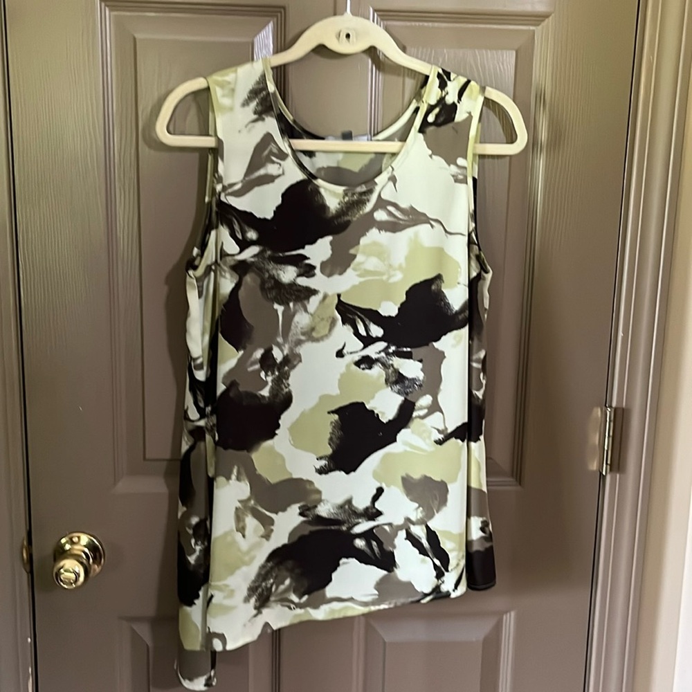 Multi color tunic.